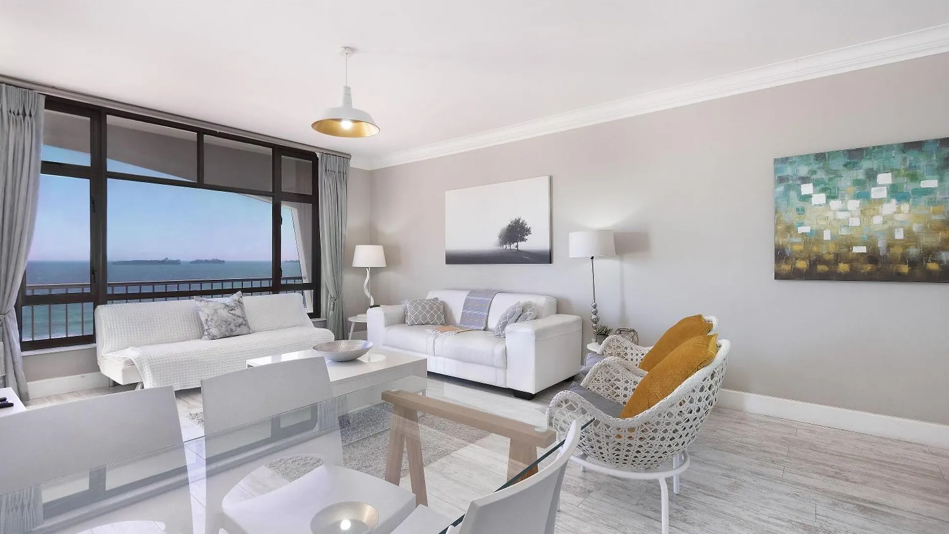 Witsand 804 Bloubergstrand Apartment
